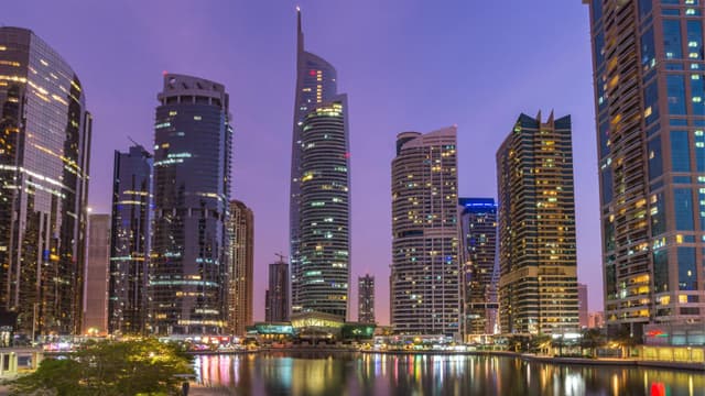 Jumeirah Lake Towers (JLT)