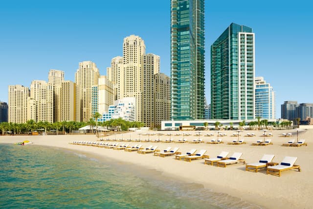 Jumeirah Beach Residence (JBR)