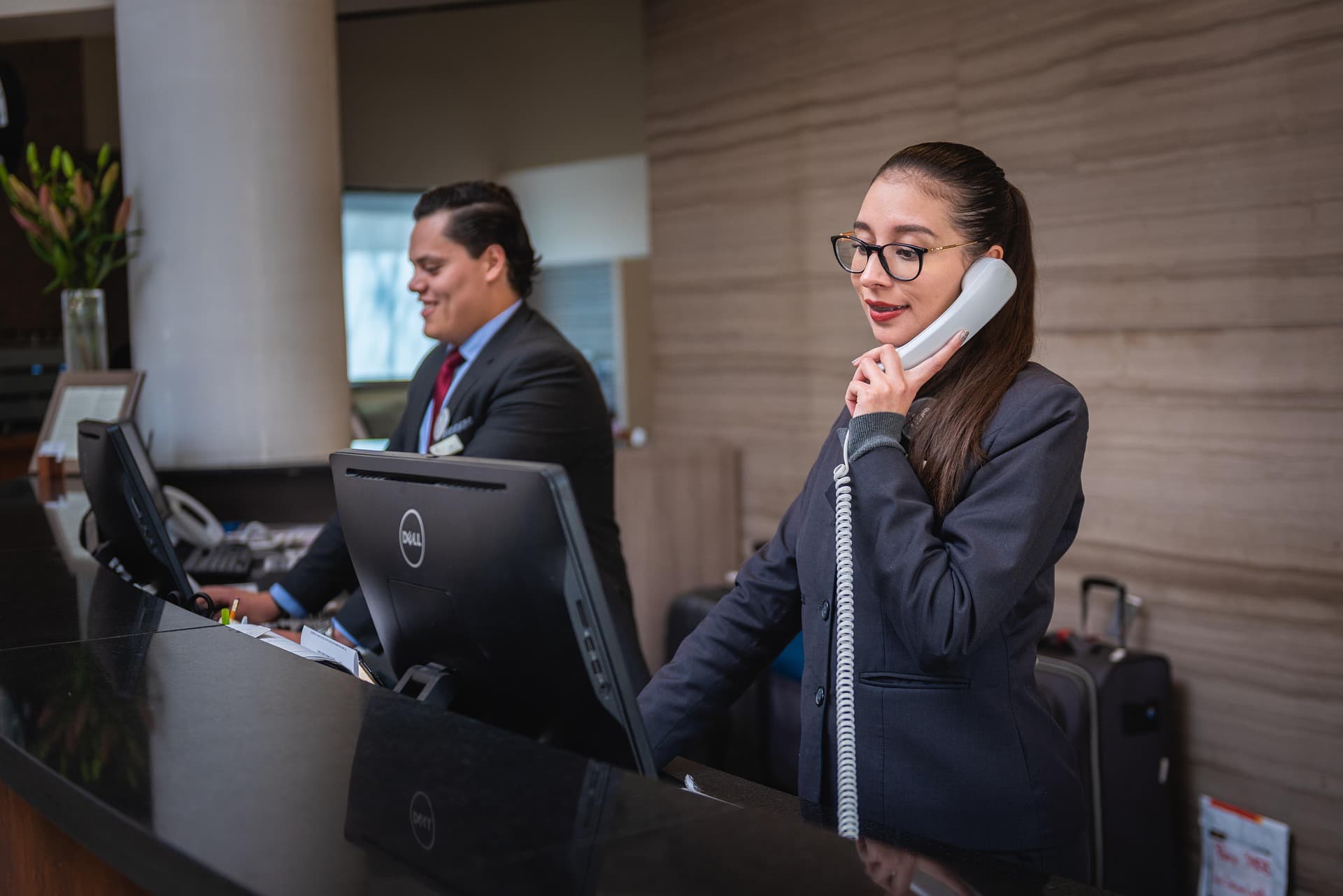 Souq Customer Care UAE: The 2026 Outsourcing Guide